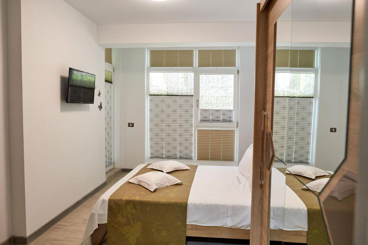 Crystal 26 Apartment - Spa Pool Beach Resort ナボダリ エクステリア 写真