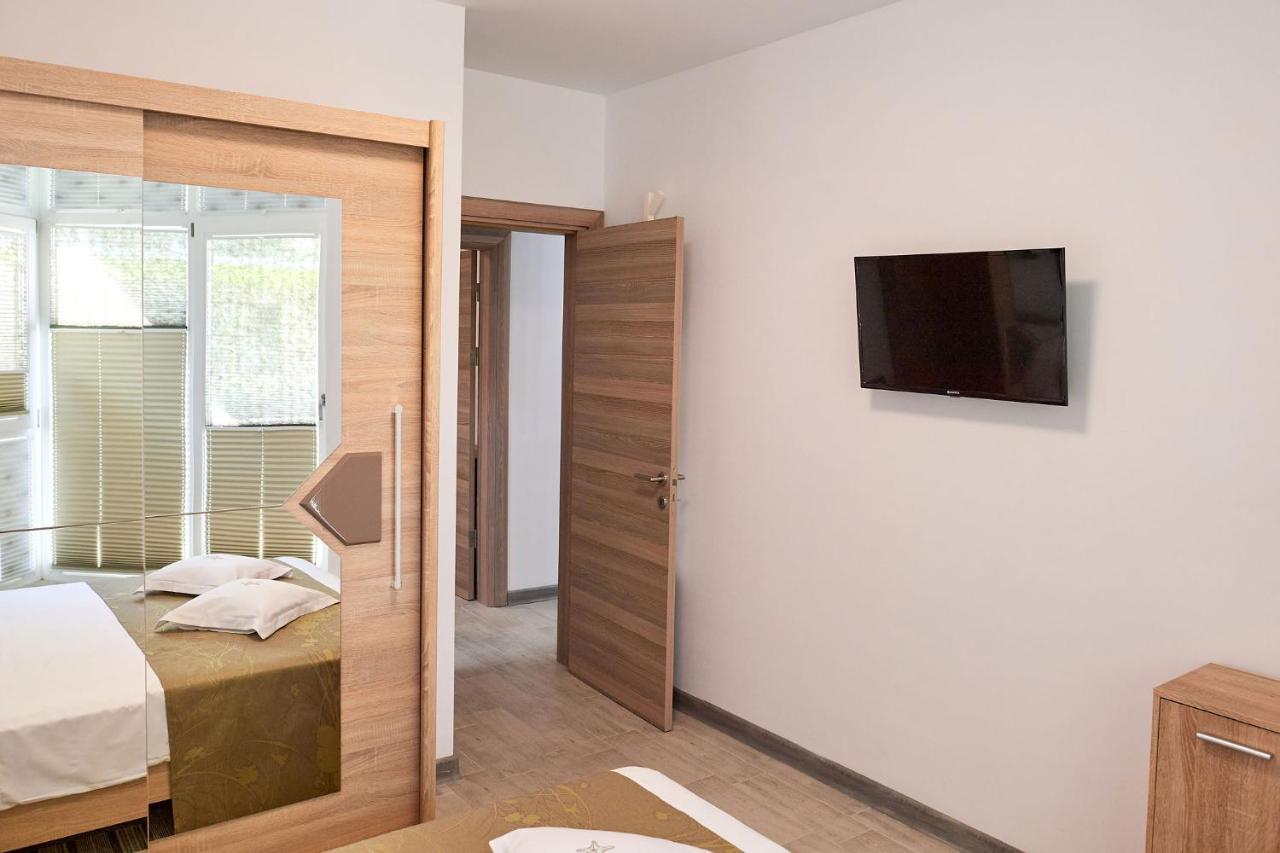 Crystal 26 Apartment - Spa Pool Beach Resort ナボダリ エクステリア 写真