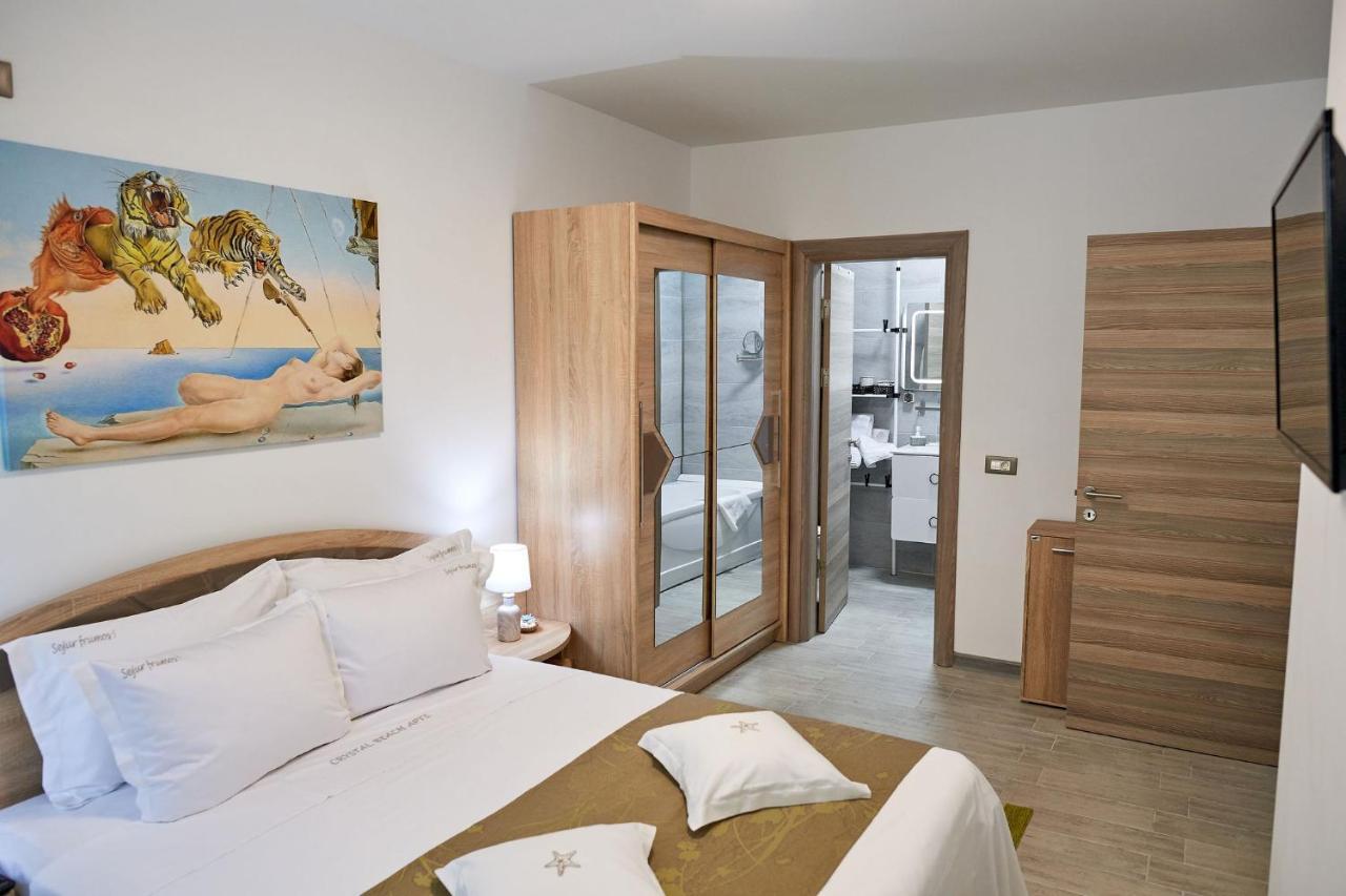 Crystal 26 Apartment - Spa Pool Beach Resort ナボダリ エクステリア 写真